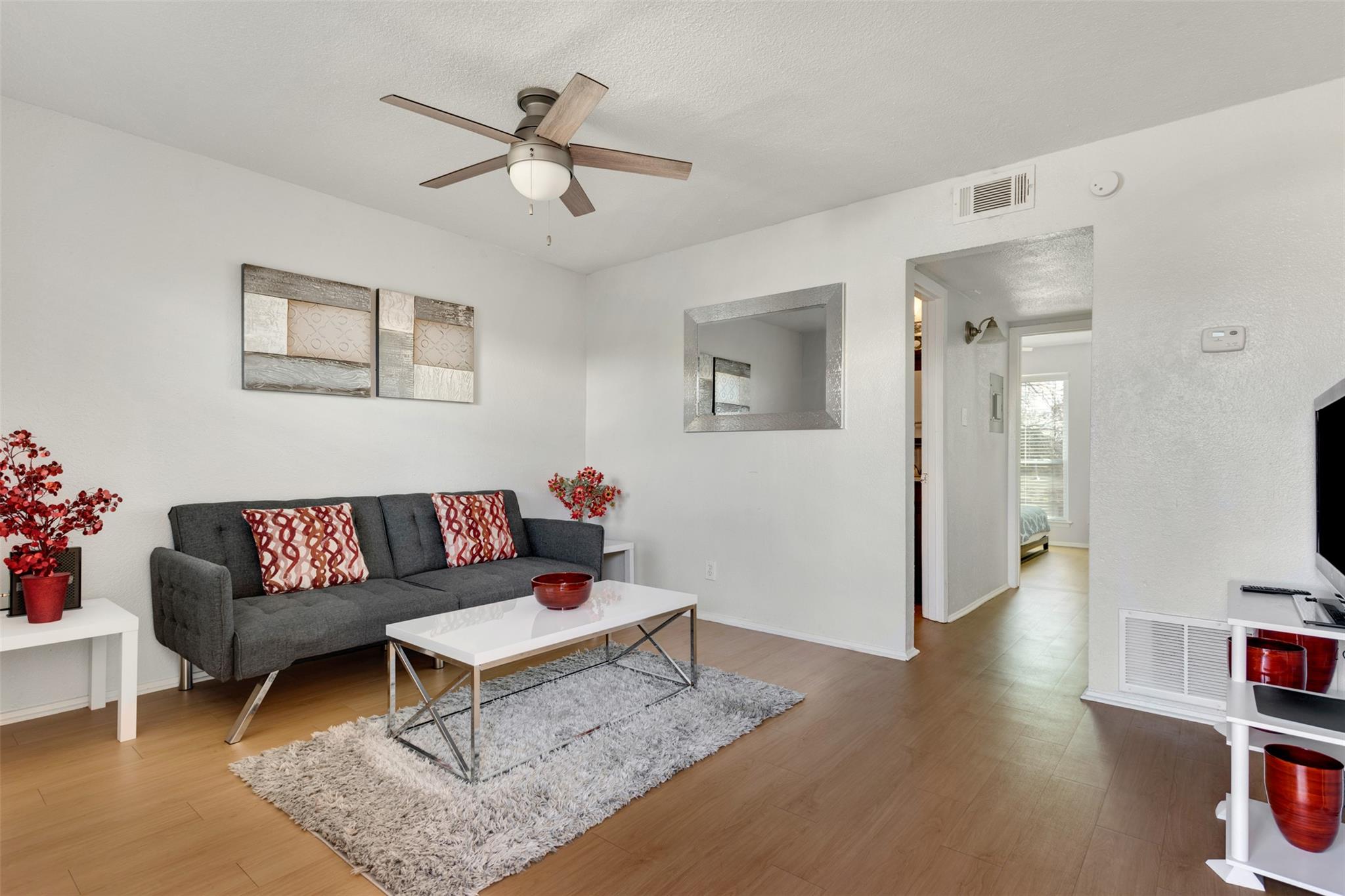 2401 Manor Road Austin TX 78722
