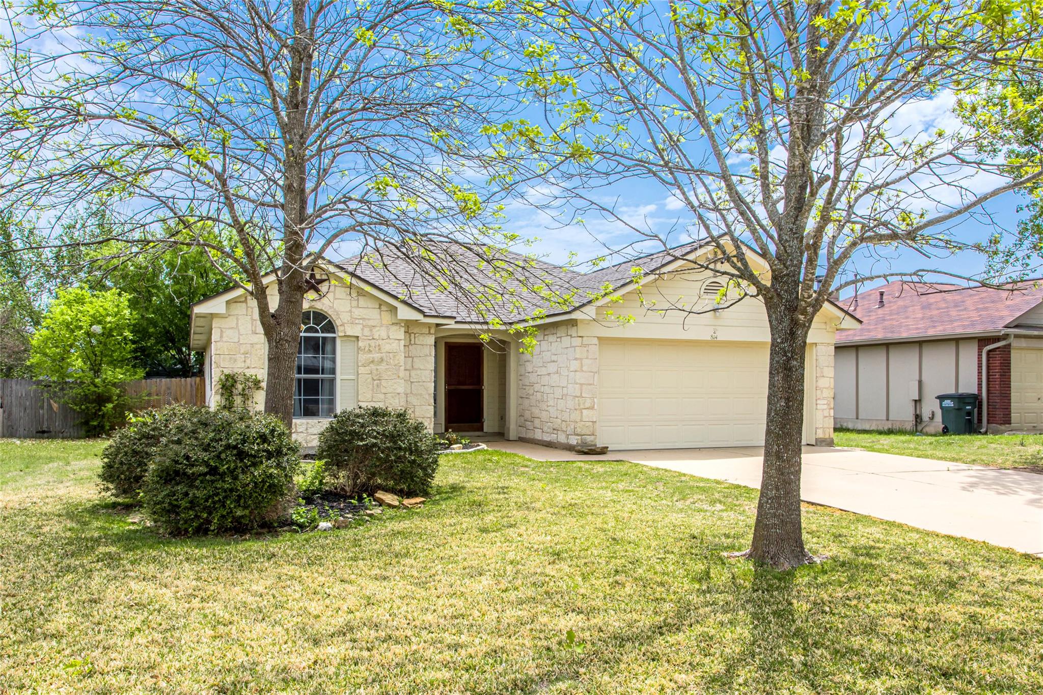 814 Lantana Lane Leander TX 78641