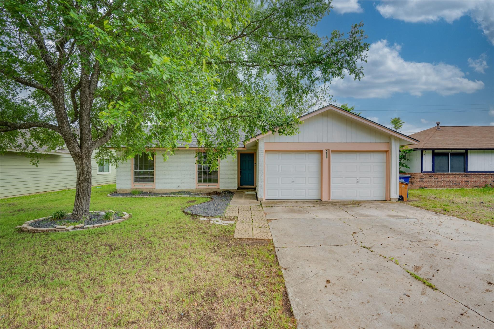 4811 Brushy Ridge Drive Austin TX 78744