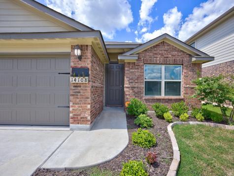 14108 Kira Lane Manor TX 78653