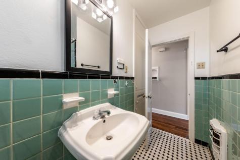 909 E 38th Street Austin TX 78705