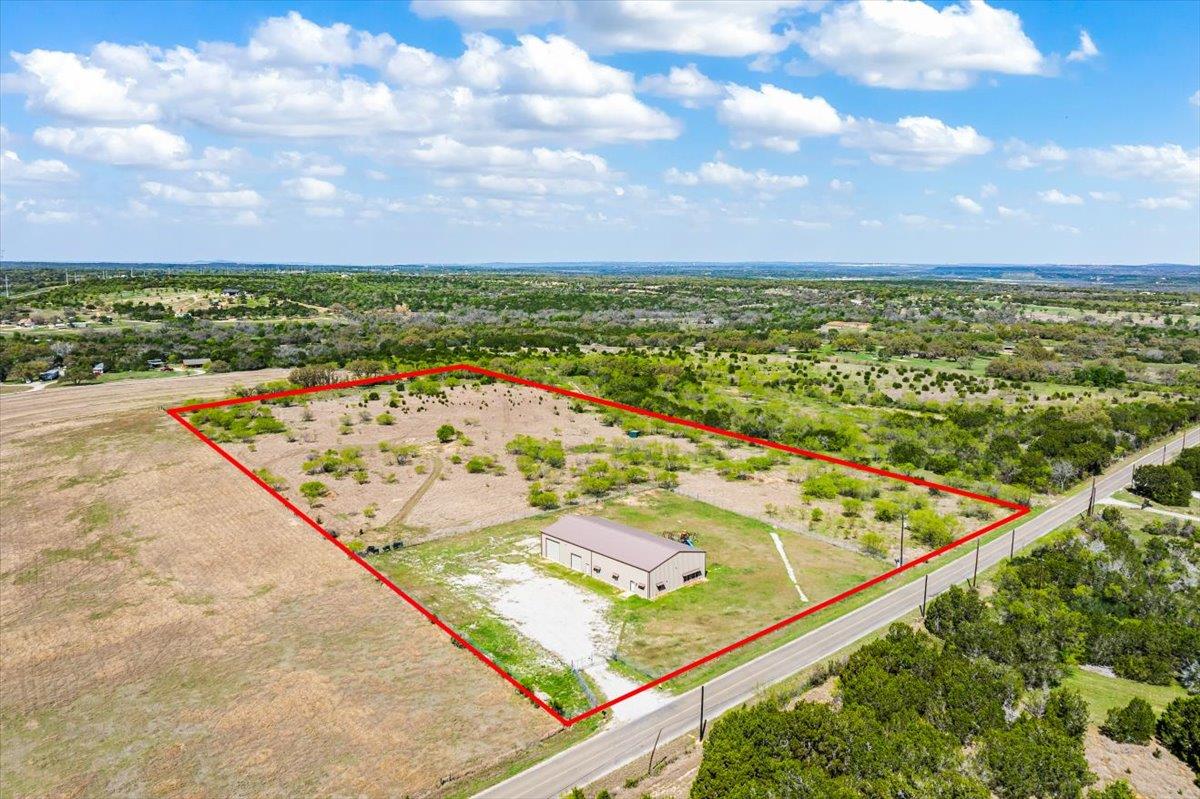 300 County Road 407 Spicewood TX 78669