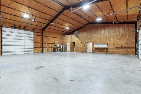 300 County Road 407 Spicewood TX 78669