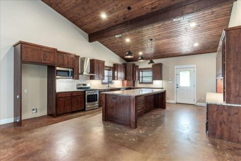 300 County Road 407 Spicewood TX 78669