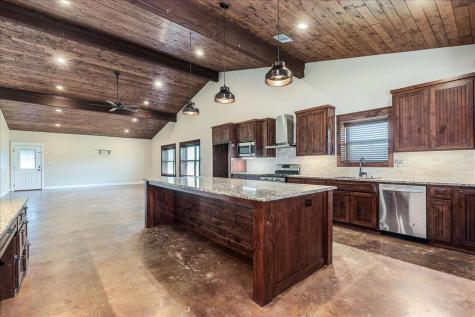 300 County Road 407 Spicewood TX 78669