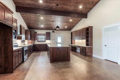 300 County Road 407 Spicewood TX 78669