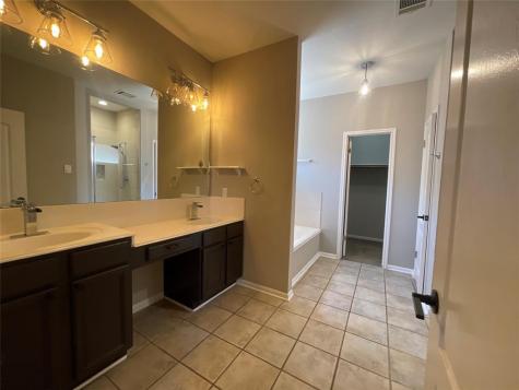 3300 Bratton Heights Drive Austin TX 78728