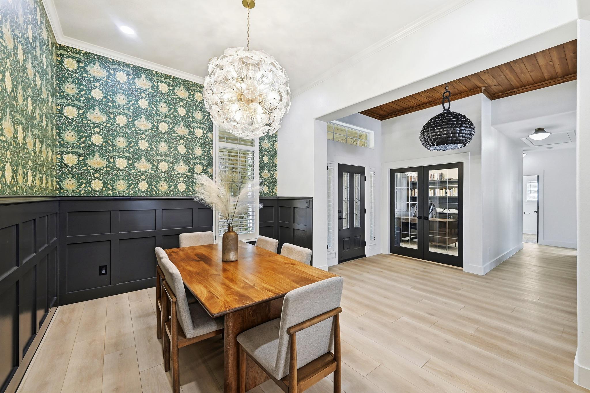 131 Eaton Lane Austin TX 78737