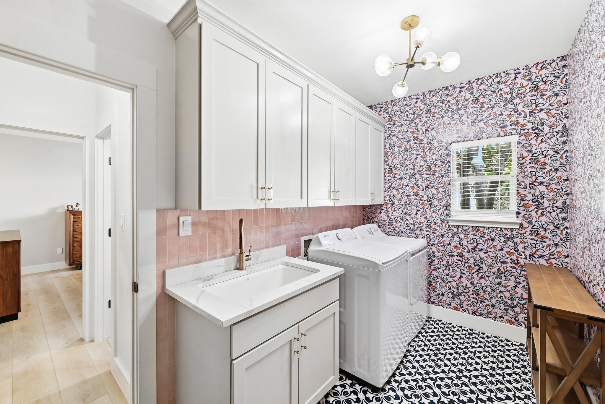 131 Eaton Lane Austin TX 78737