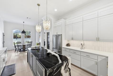 131 Eaton Lane Austin TX 78737