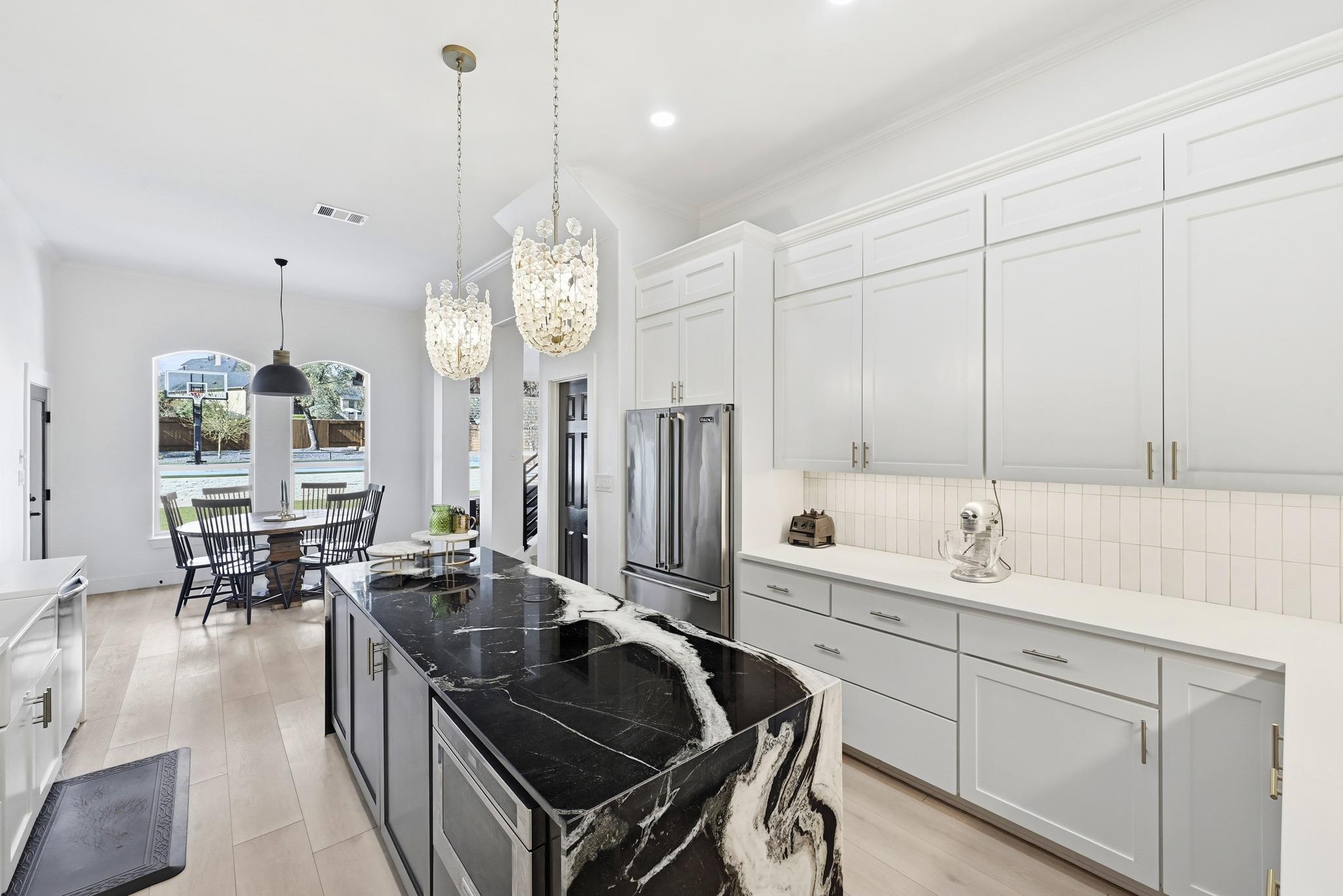 131 Eaton Lane Austin TX 78737
