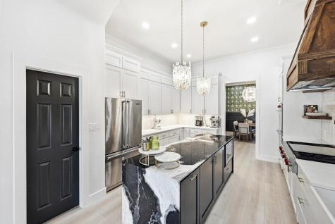 131 Eaton Lane Austin TX 78737