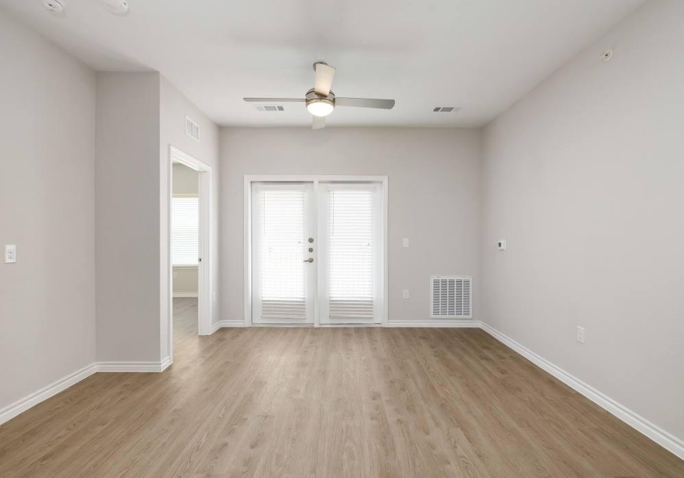2551 N Guadalupe Street Seguin TX 78155