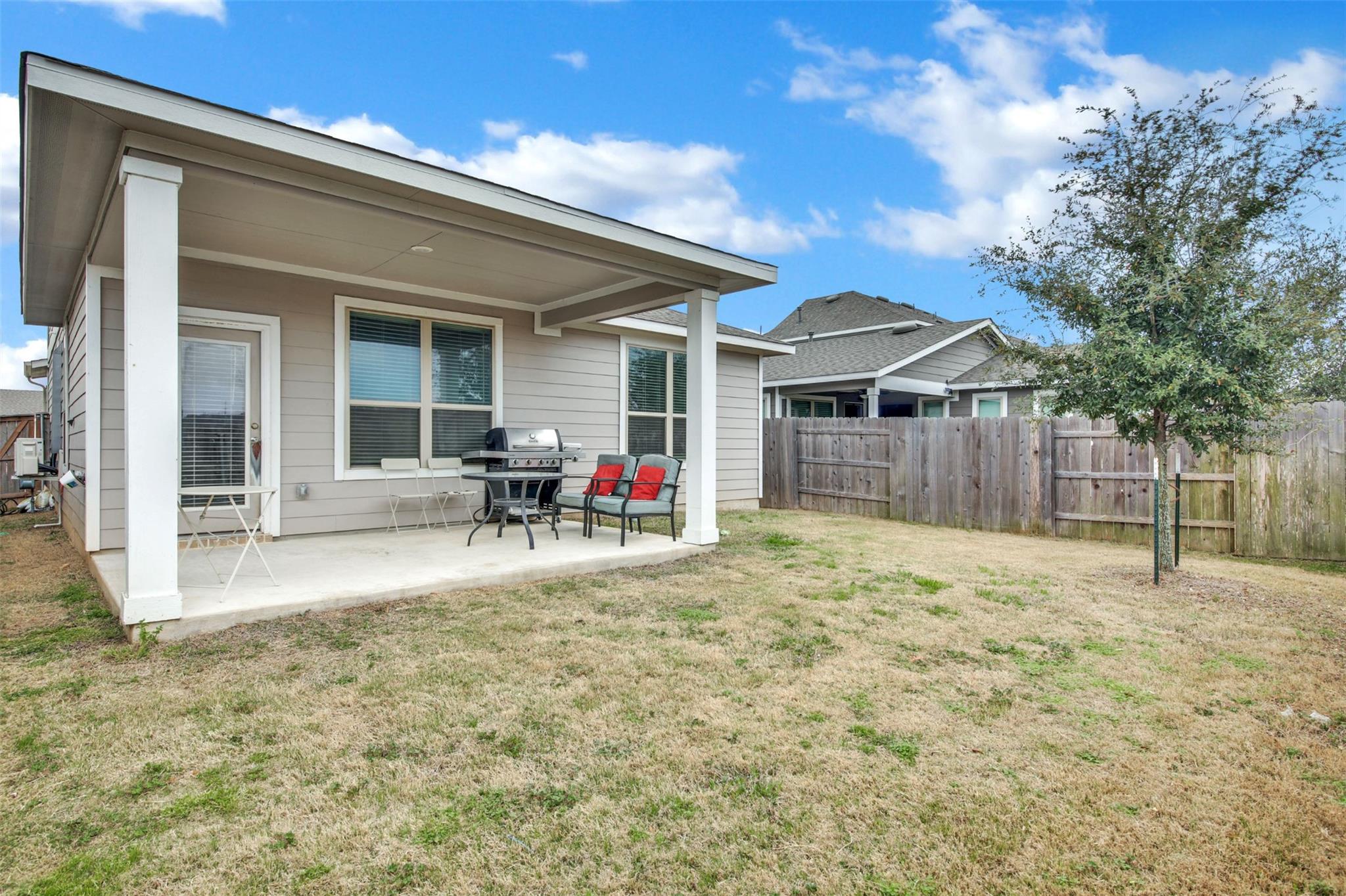8213 Mckamy Drive Austin TX 78744
