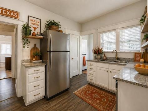 903 Shoal Cliff Court Austin TX 78705