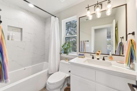 25 Woodacre Drive Wimberley TX 78676