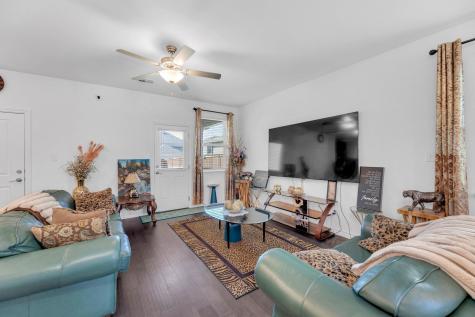 112 Gracie Way Hutto TX 78634