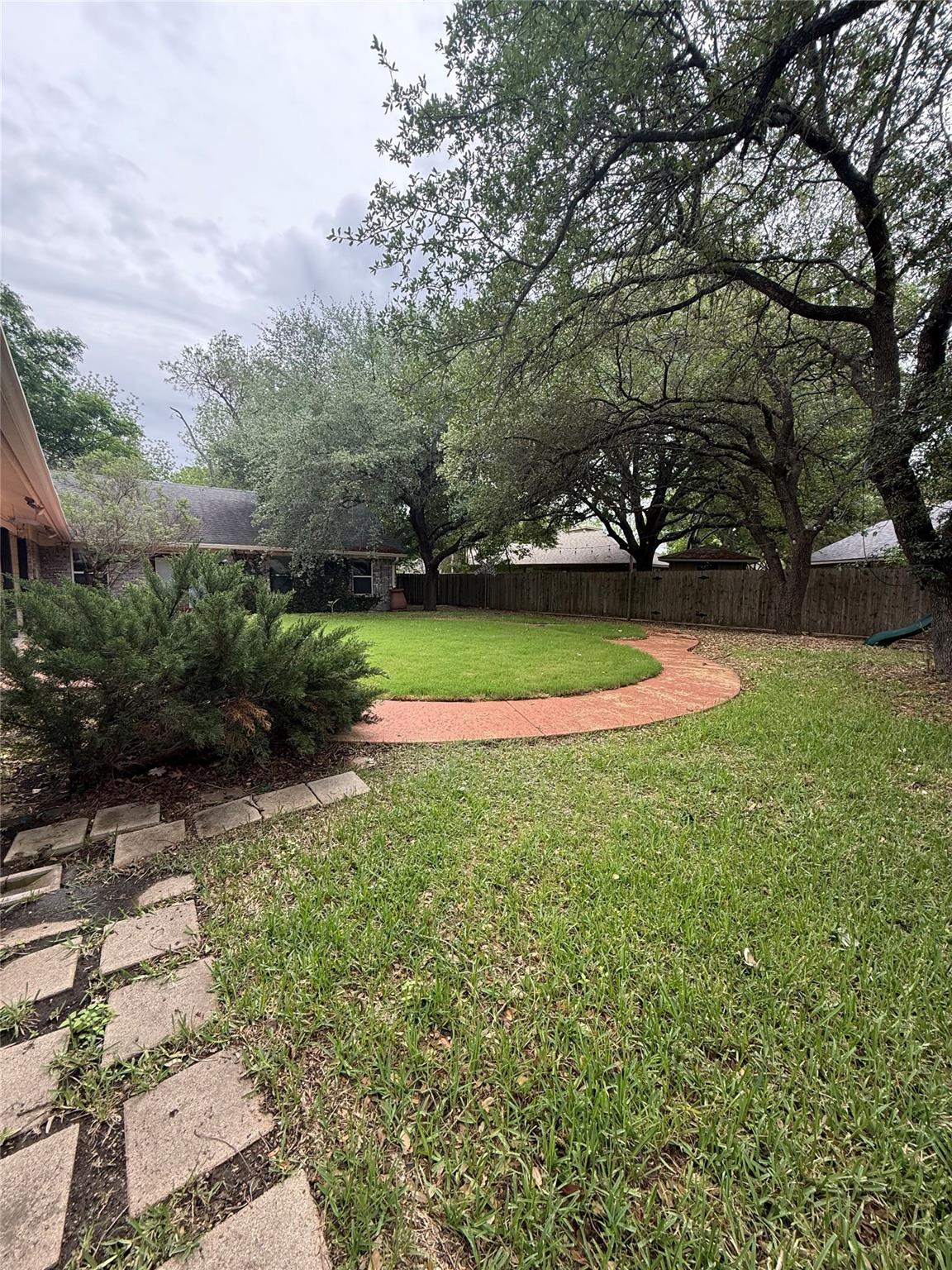507 San Jacinto Street Lockhart TX 78644