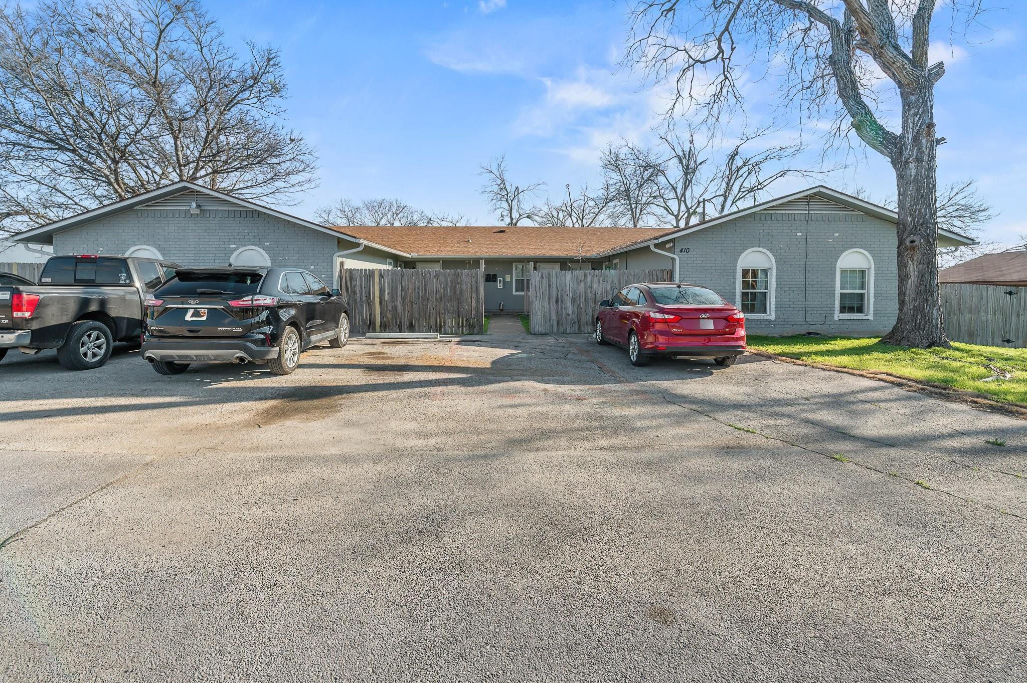 410 Thorndale Taylor TX 76574