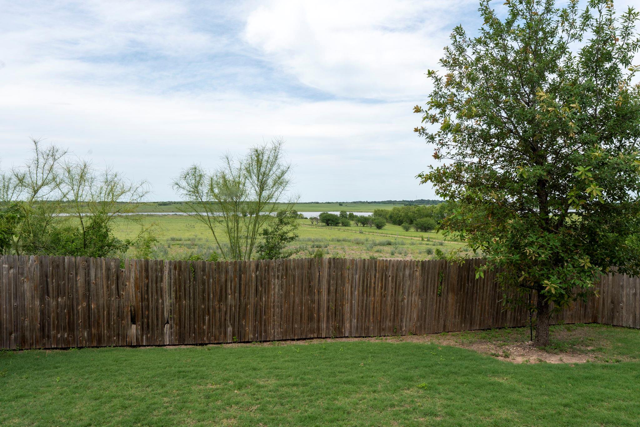 213 Hoya Lane San Marcos TX 78666