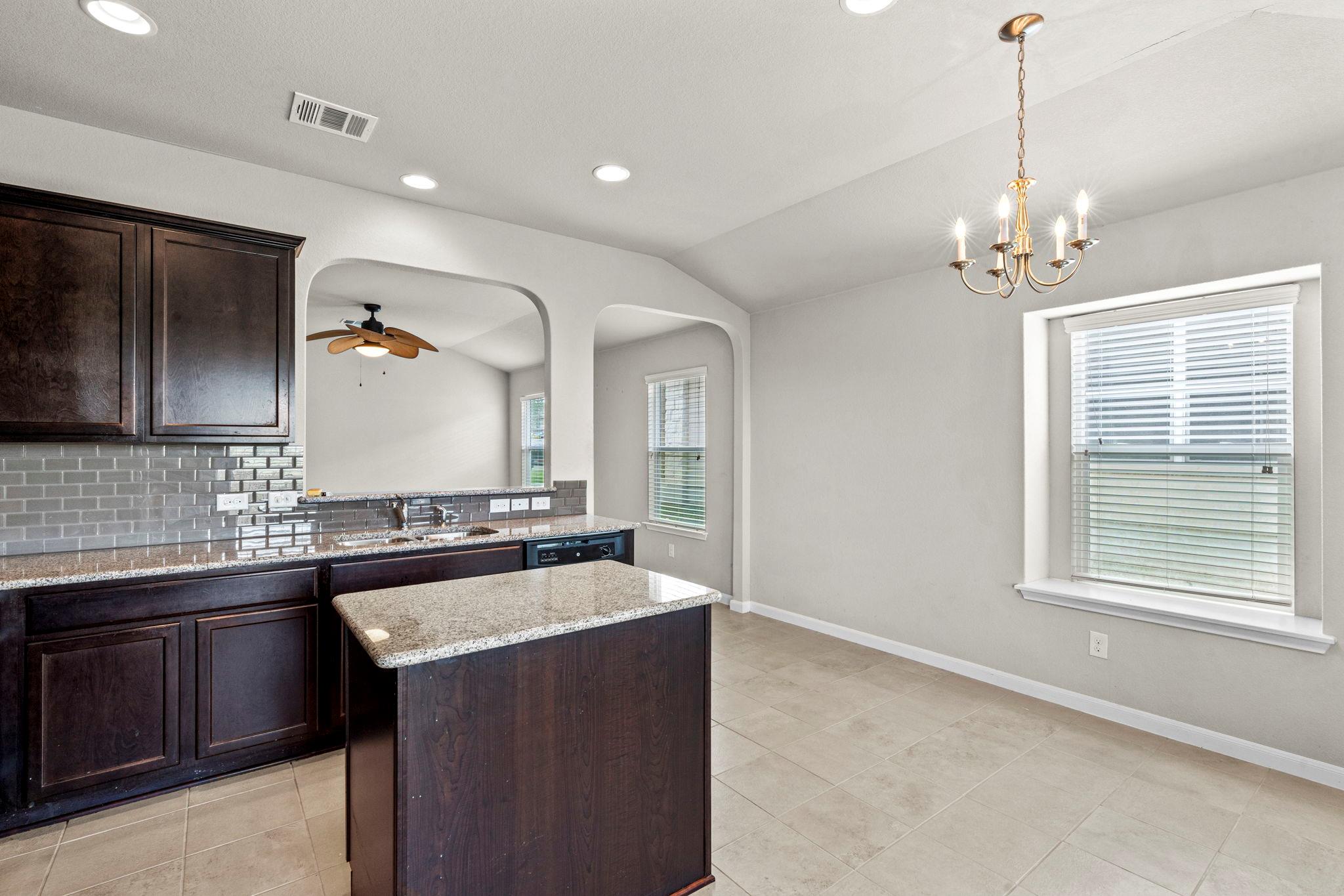 213 Hoya Lane San Marcos TX 78666