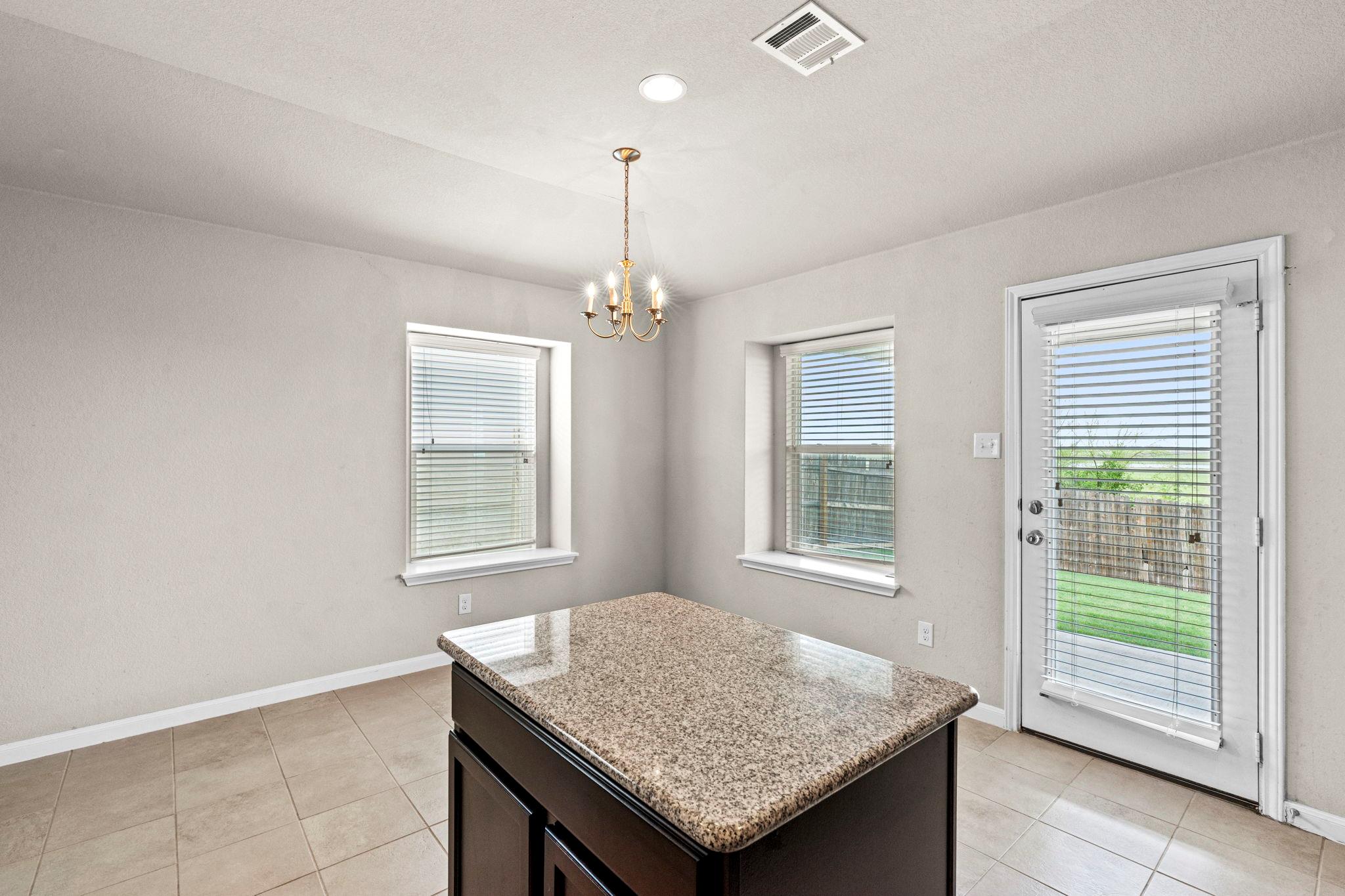 213 Hoya Lane San Marcos TX 78666
