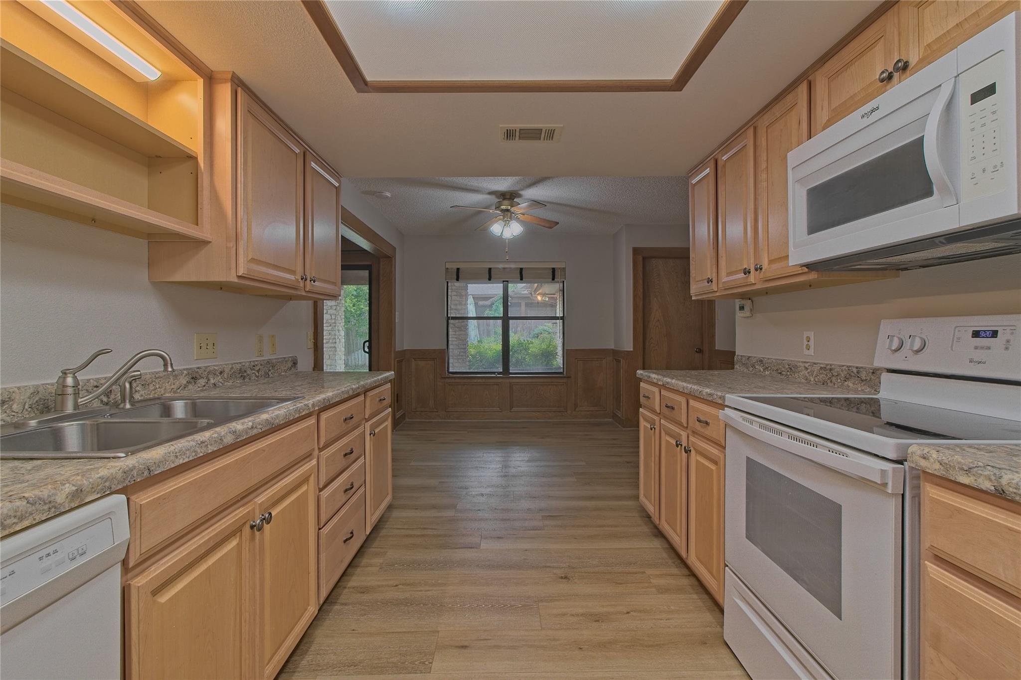 400 Deepwood Drive Georgetown TX 78628