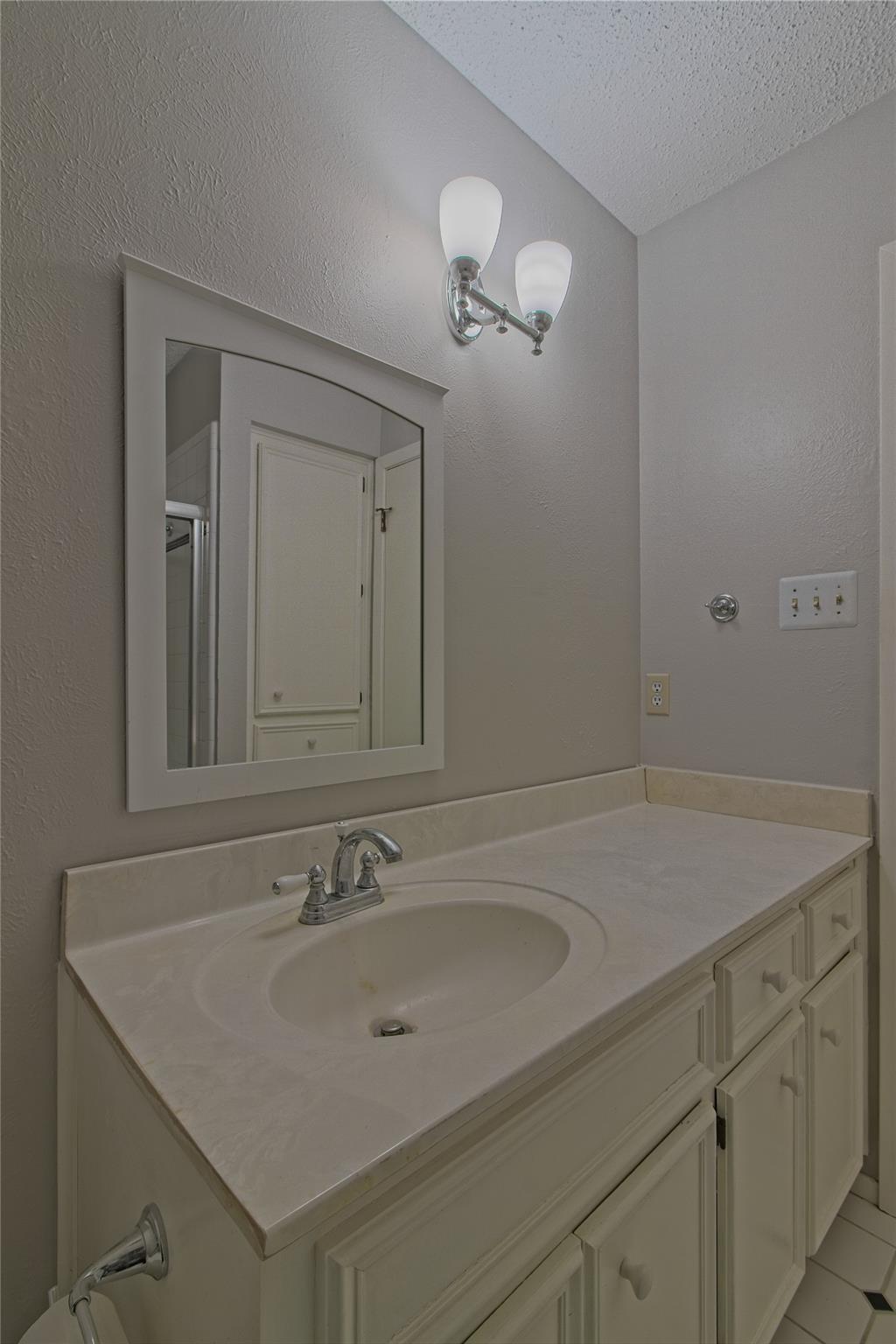 400 Deepwood Drive Georgetown TX 78628