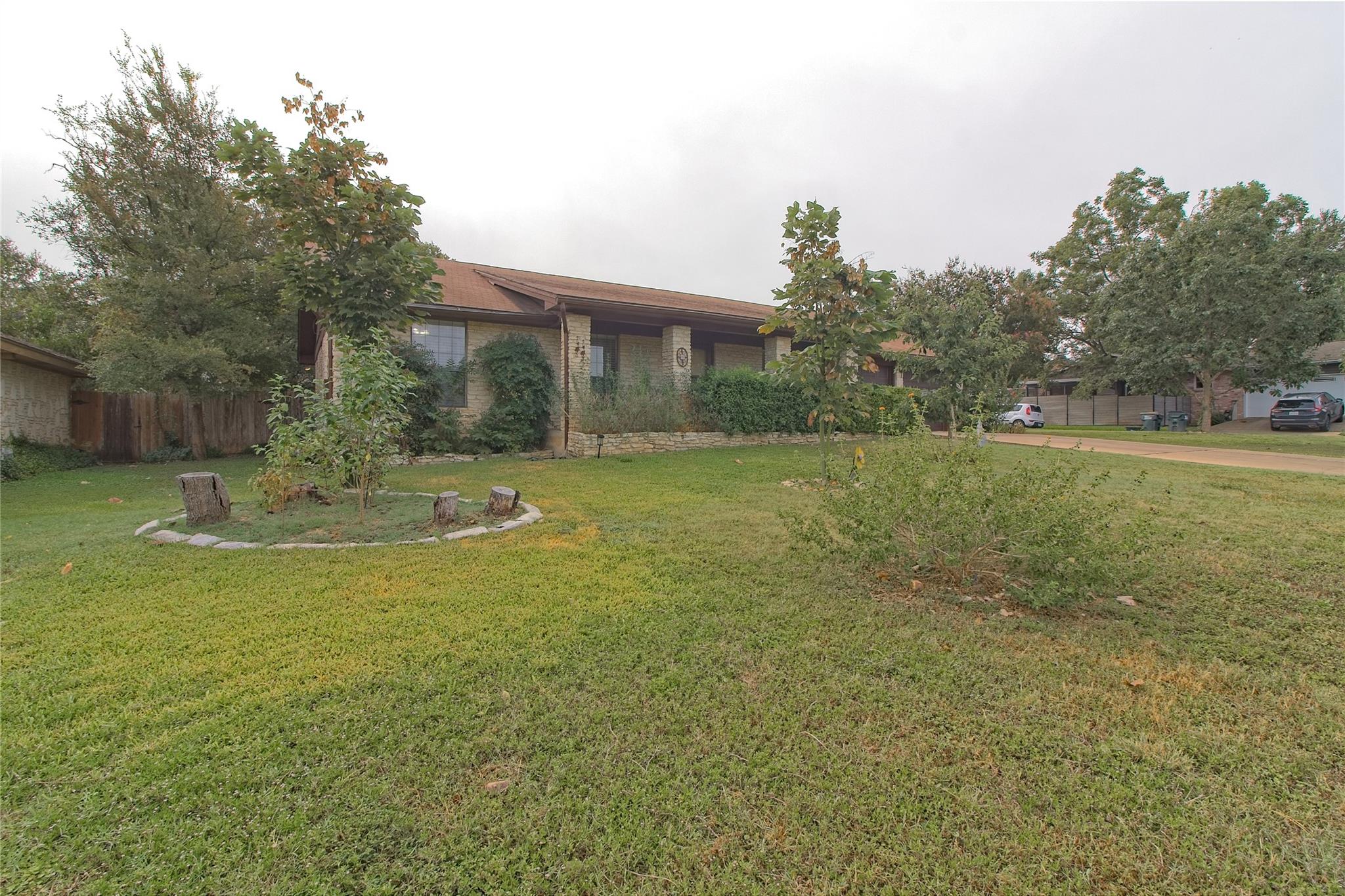 400 Deepwood Drive Georgetown TX 78628