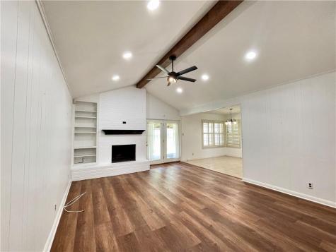 6703 Rustling Oaks Trail Austin TX 78759