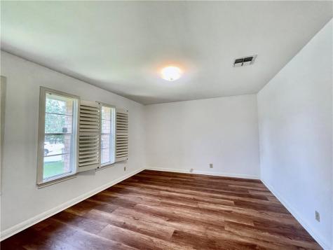 6703 Rustling Oaks Trail Austin TX 78759