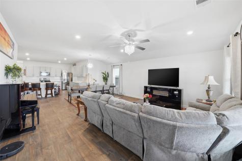 318 Merriman Road San Marcos TX 78666