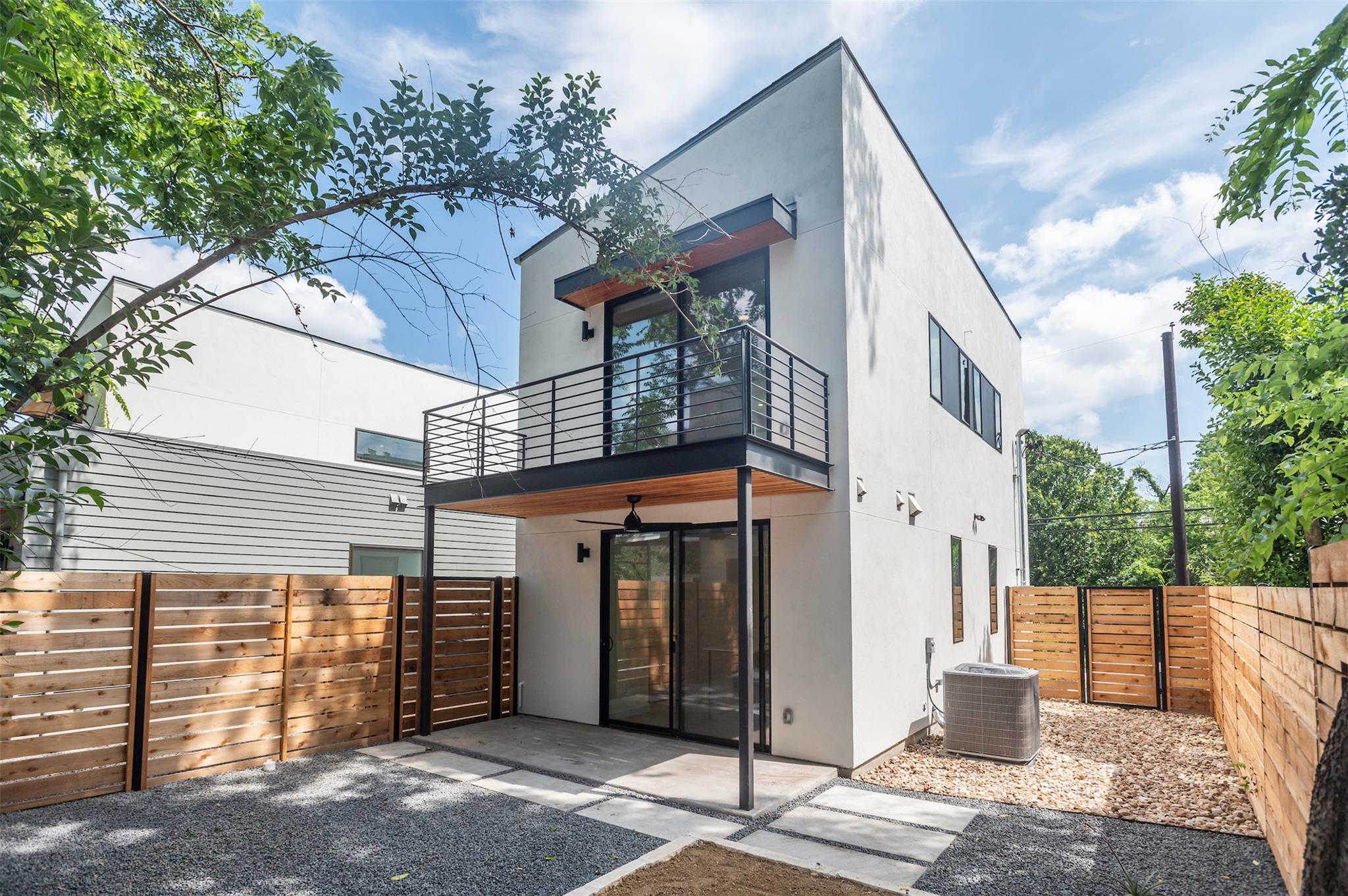 2501 S 6th Street Austin TX 78704