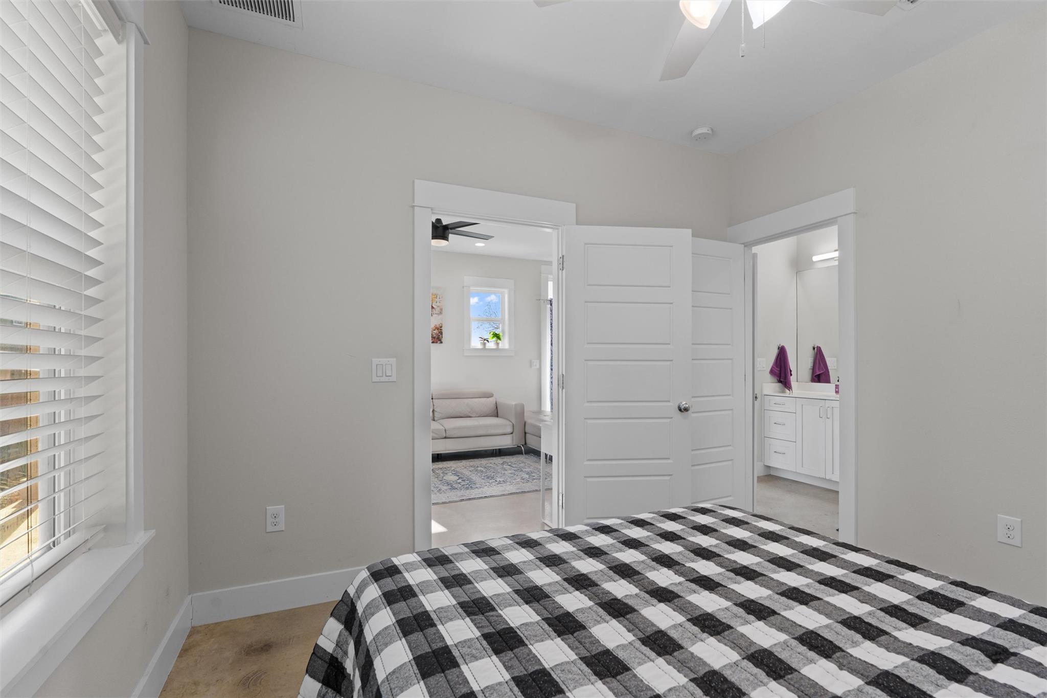 1809 Chestnut Avenue Austin TX 78702