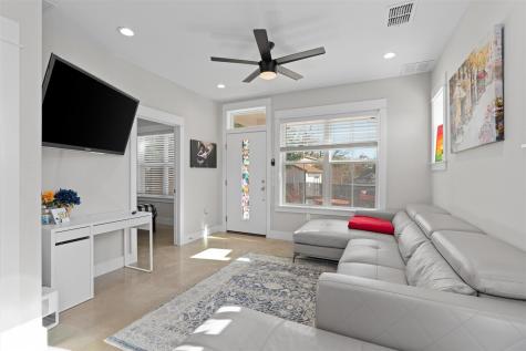 1809 Chestnut Avenue Austin TX 78702