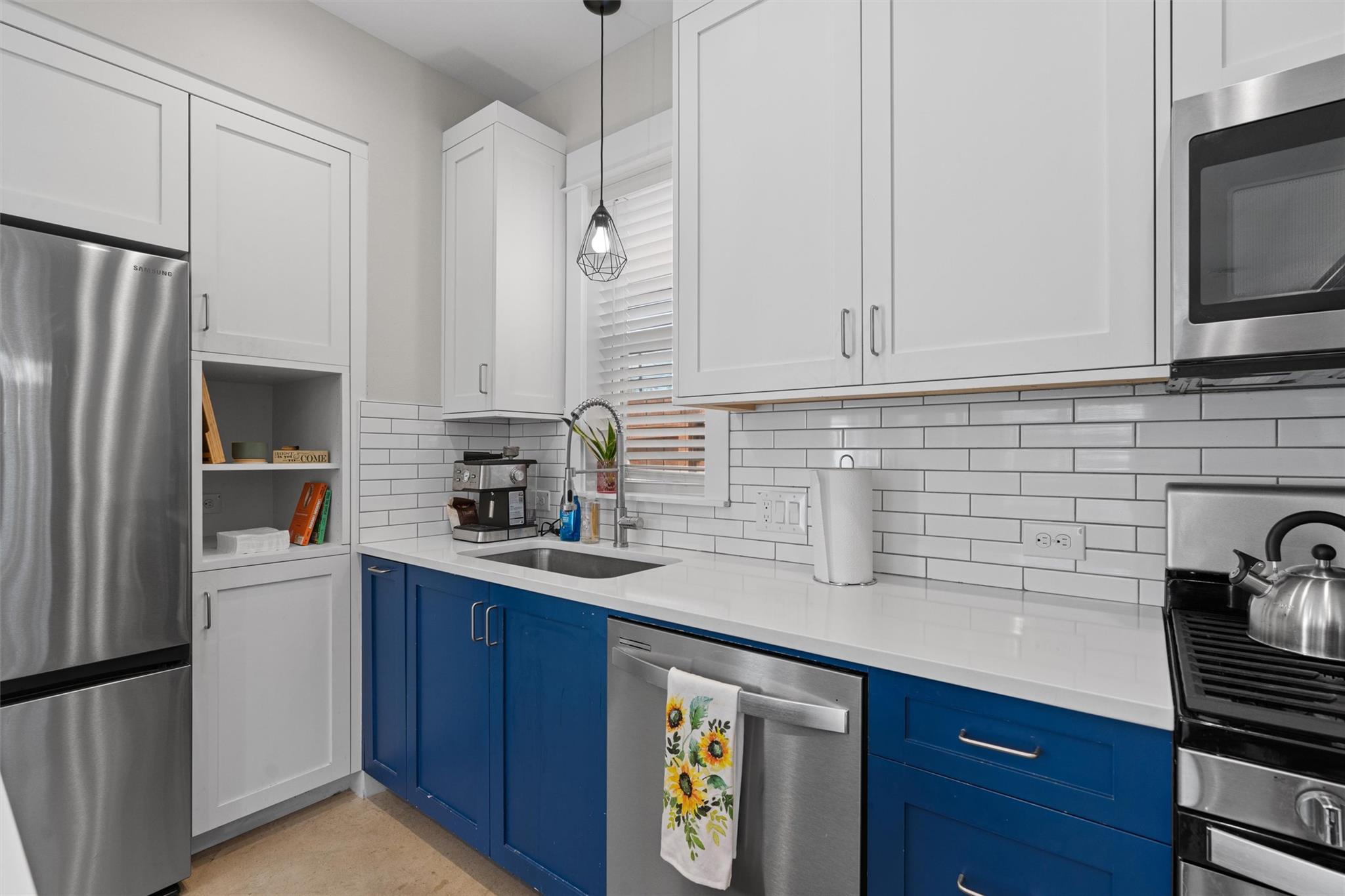 1809 Chestnut Avenue Austin TX 78702