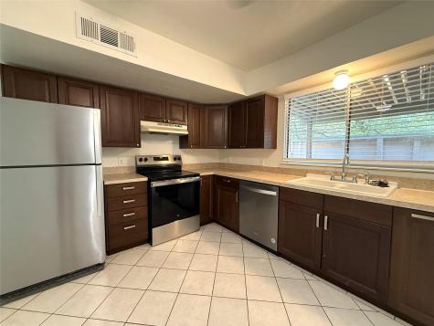 900 W Village Lane Austin TX 78758