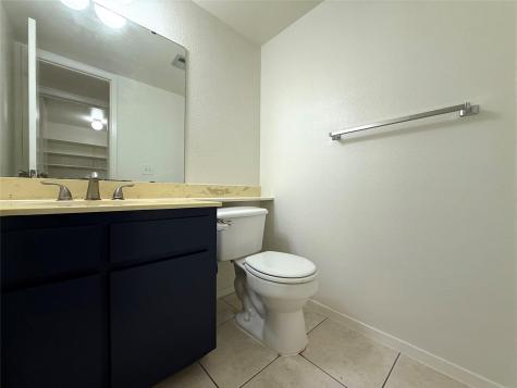 900 W Village Lane Austin TX 78758