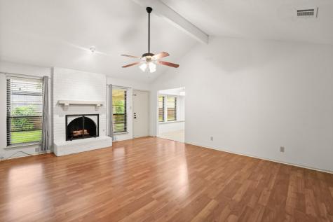 6815 Side Saddle Street Austin TX 78745