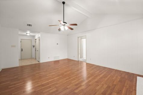 6815 Side Saddle Street Austin TX 78745