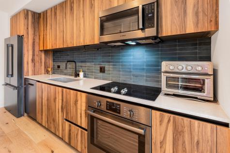 84 N East Avenue Austin TX 78701