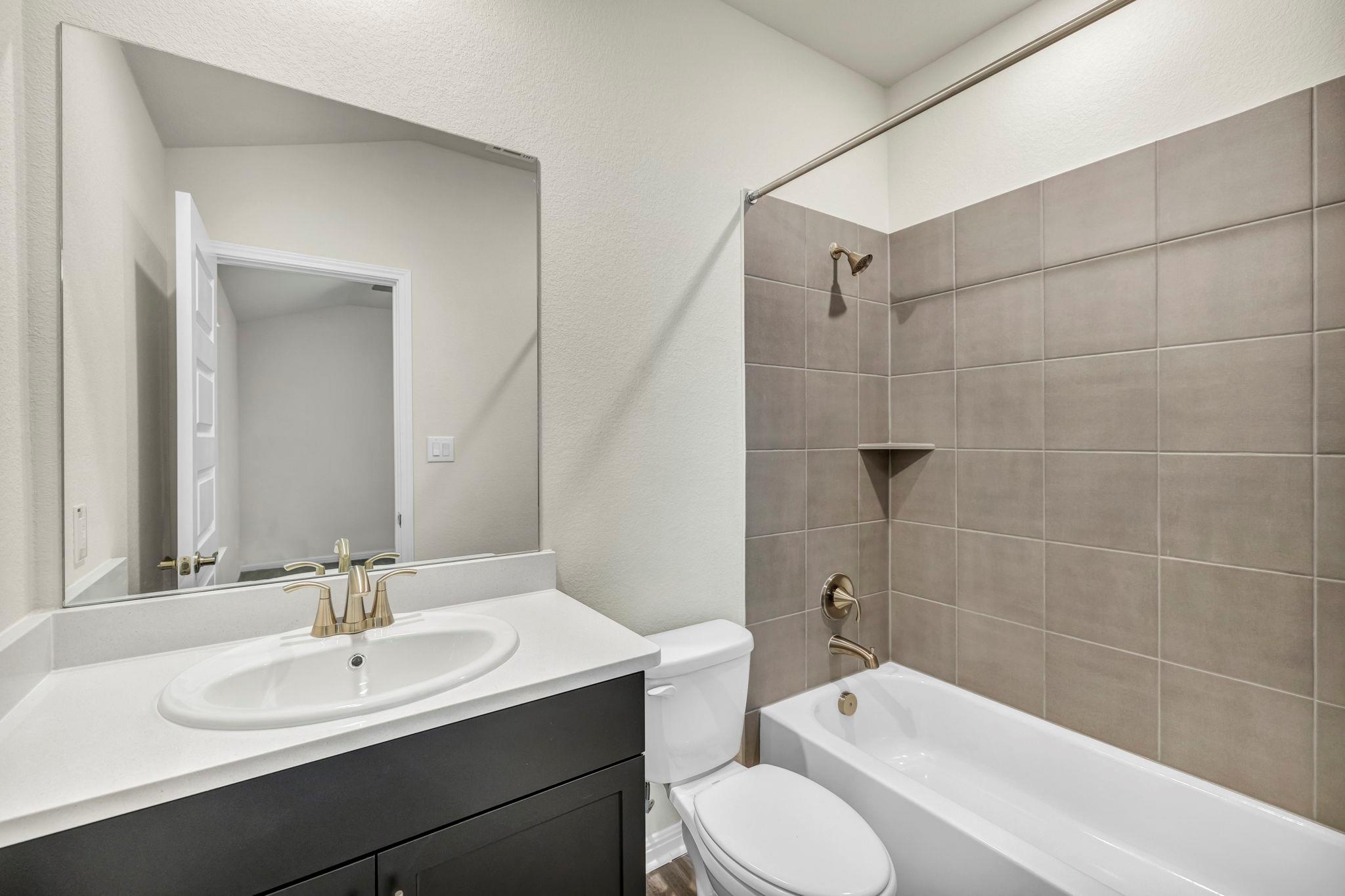 102 Greenspire Lane Hutto TX 78634