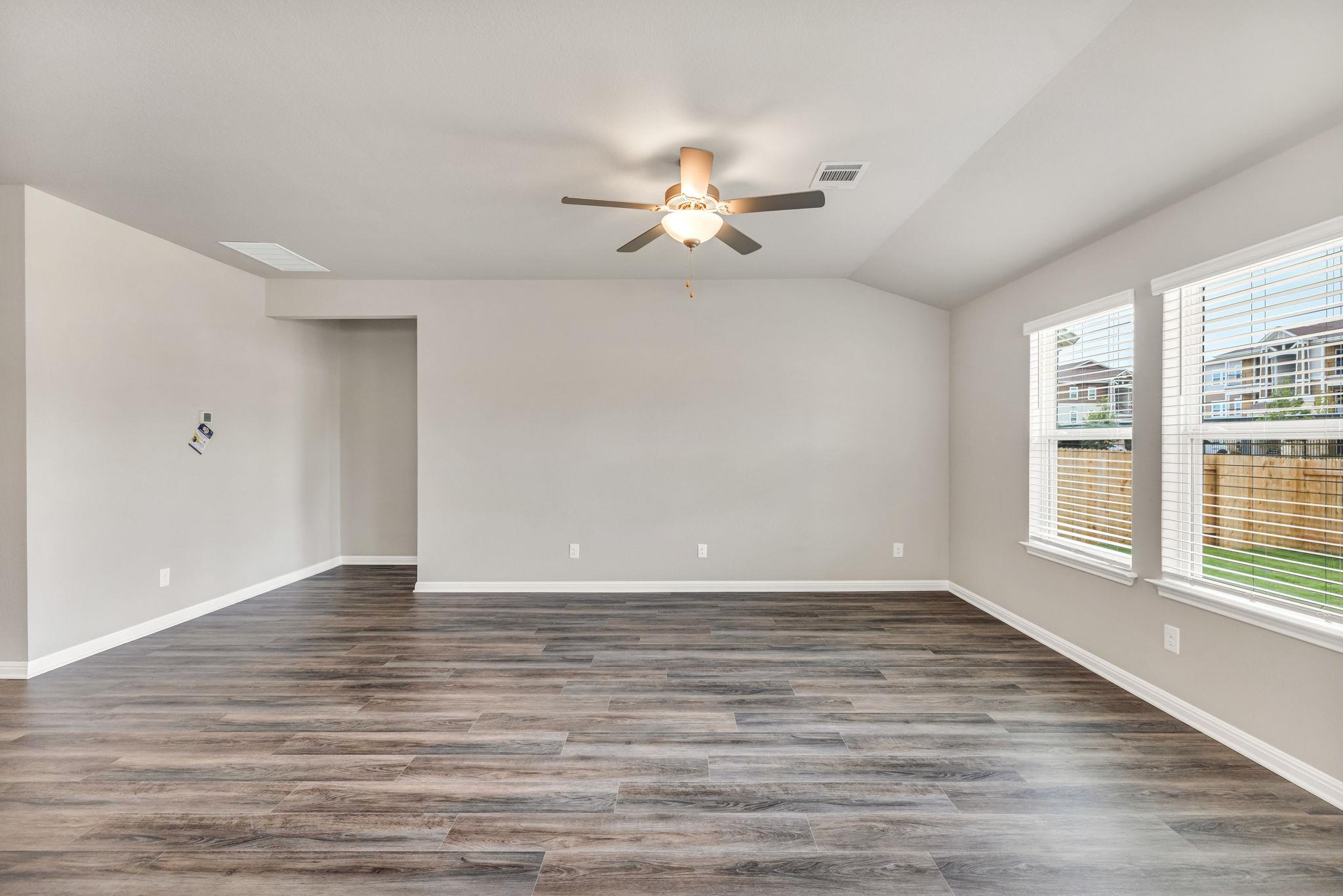 102 Greenspire Lane Hutto TX 78634