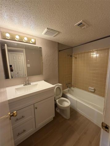 2600 Penny Lane Austin TX 78757