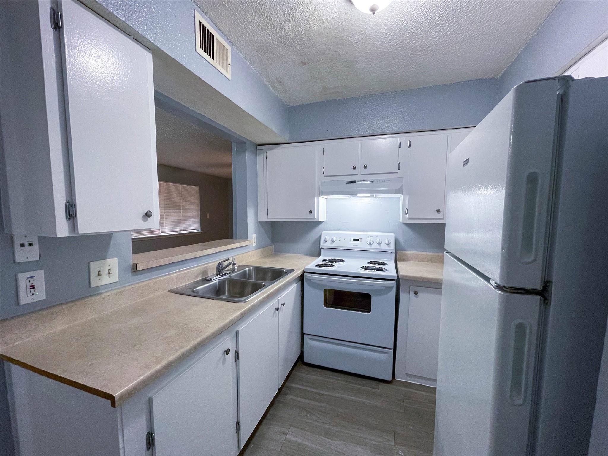 8907 Parkfield Drive Austin TX 78758