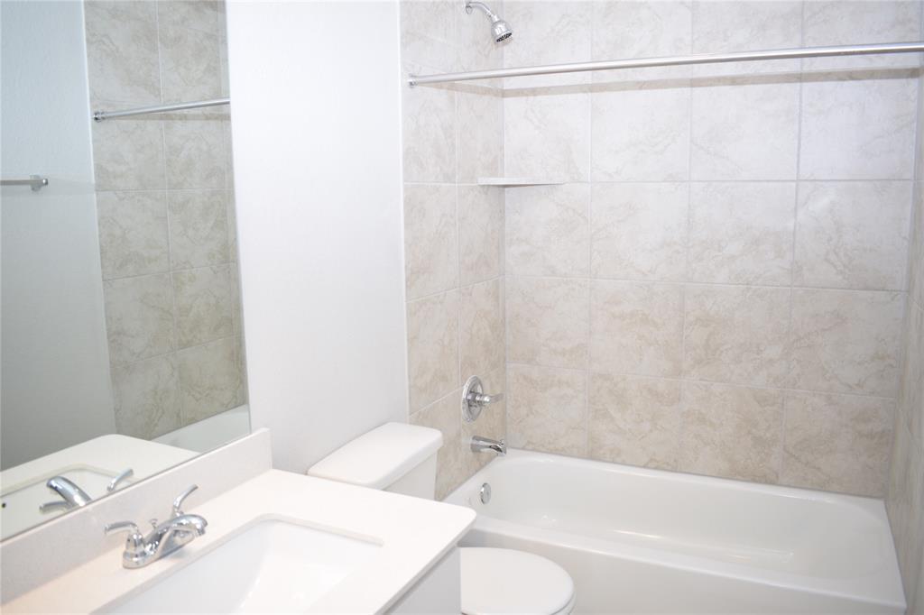 208 Shugart Street San Marcos TX 78666