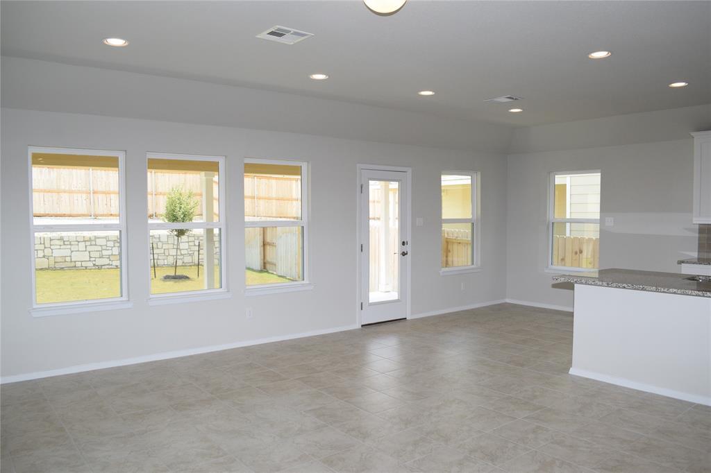 208 Shugart Street San Marcos TX 78666