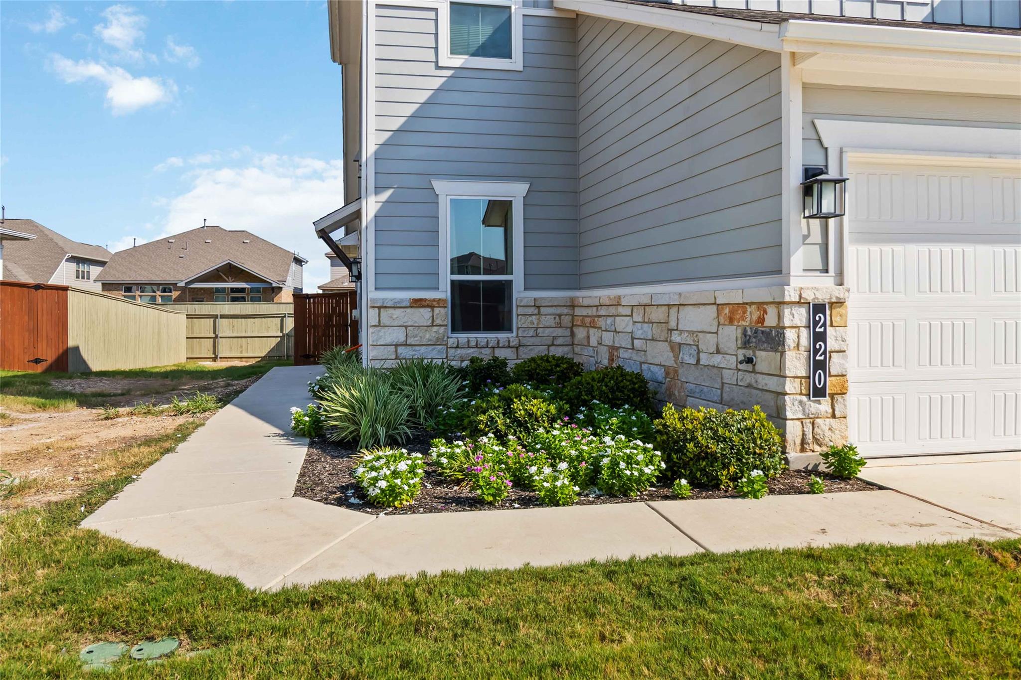 220 Mirabeau Way Liberty Hill TX 78642