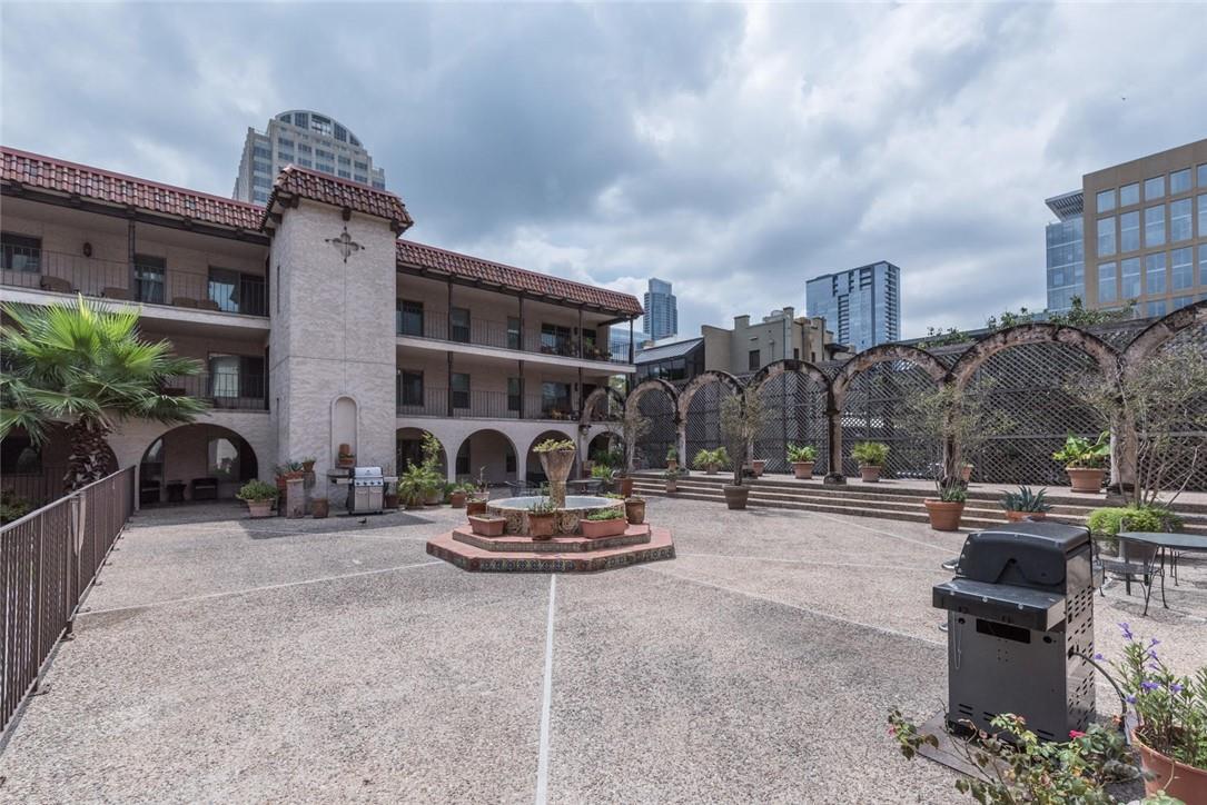 505 W 7th Street Austin TX 78701
