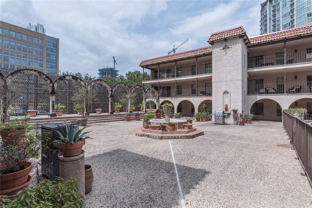 505 W 7th Street Austin TX 78701
